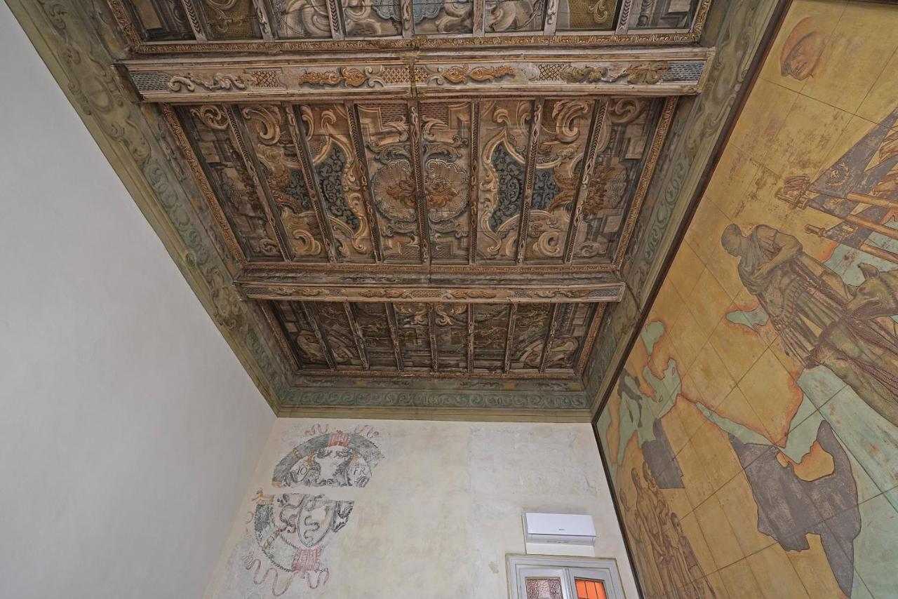 Foresteria Palazzo Guazzoni Zaccaria Cremona Buitenkant foto