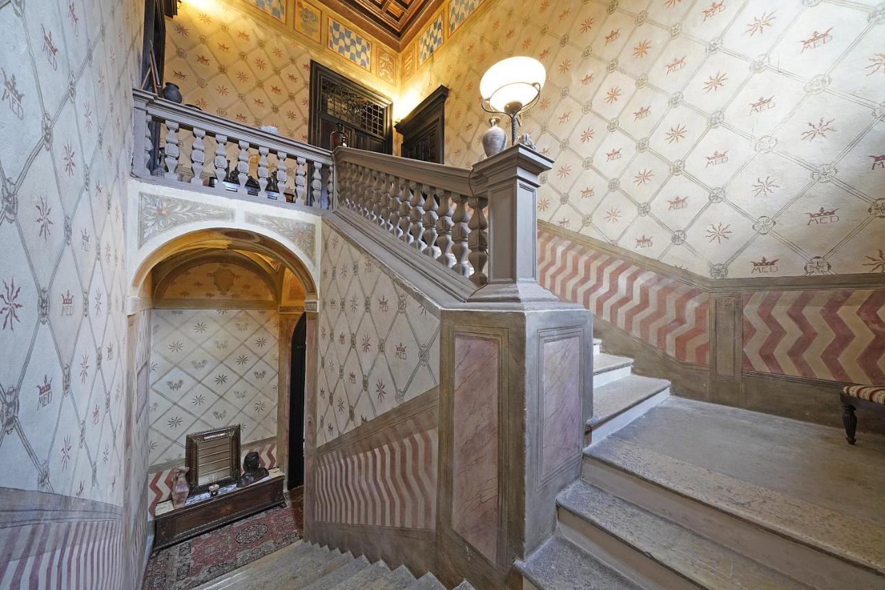 Foresteria Palazzo Guazzoni Zaccaria Cremona Buitenkant foto
