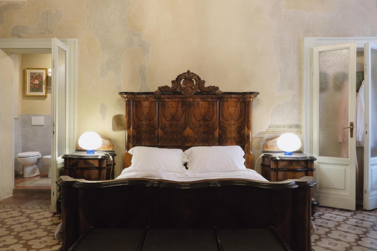 Foresteria Palazzo Guazzoni Zaccaria Cremona Buitenkant foto