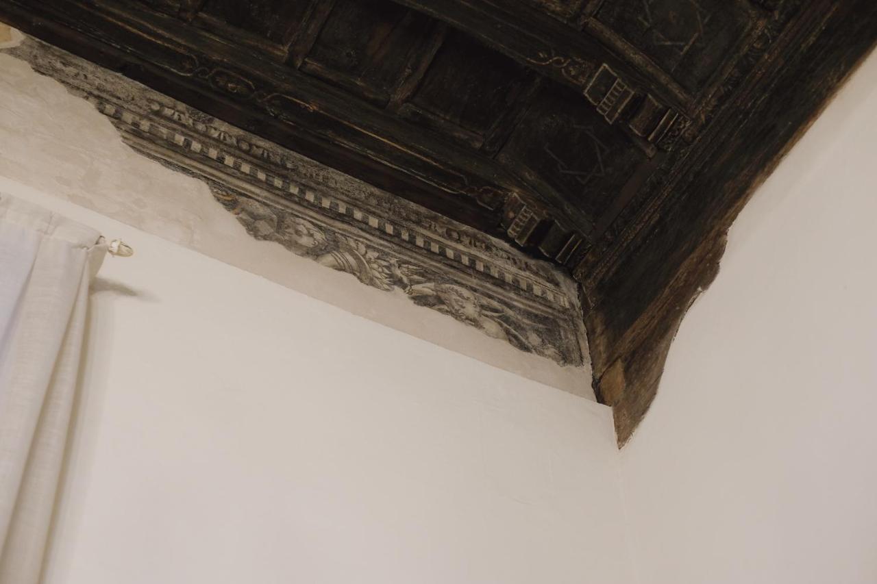 Foresteria Palazzo Guazzoni Zaccaria Cremona Buitenkant foto
