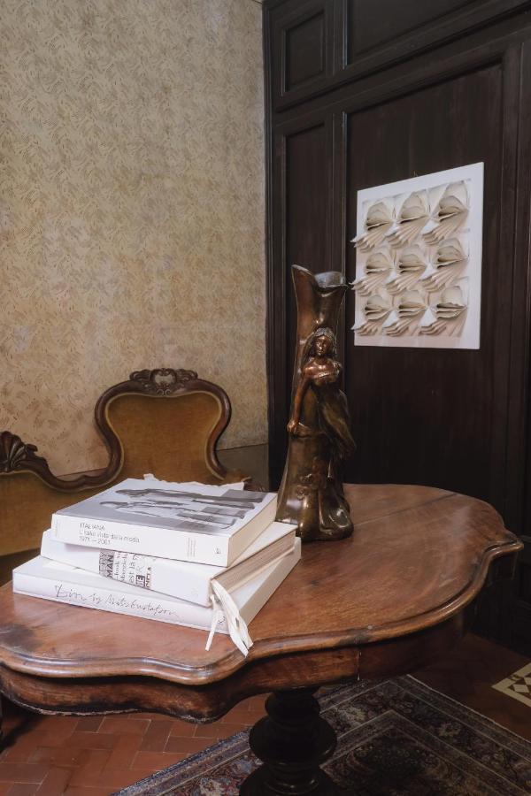 Foresteria Palazzo Guazzoni Zaccaria Cremona Buitenkant foto